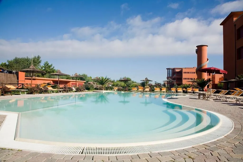 Regina Del Mare Family Beach Village Calambrone Italy