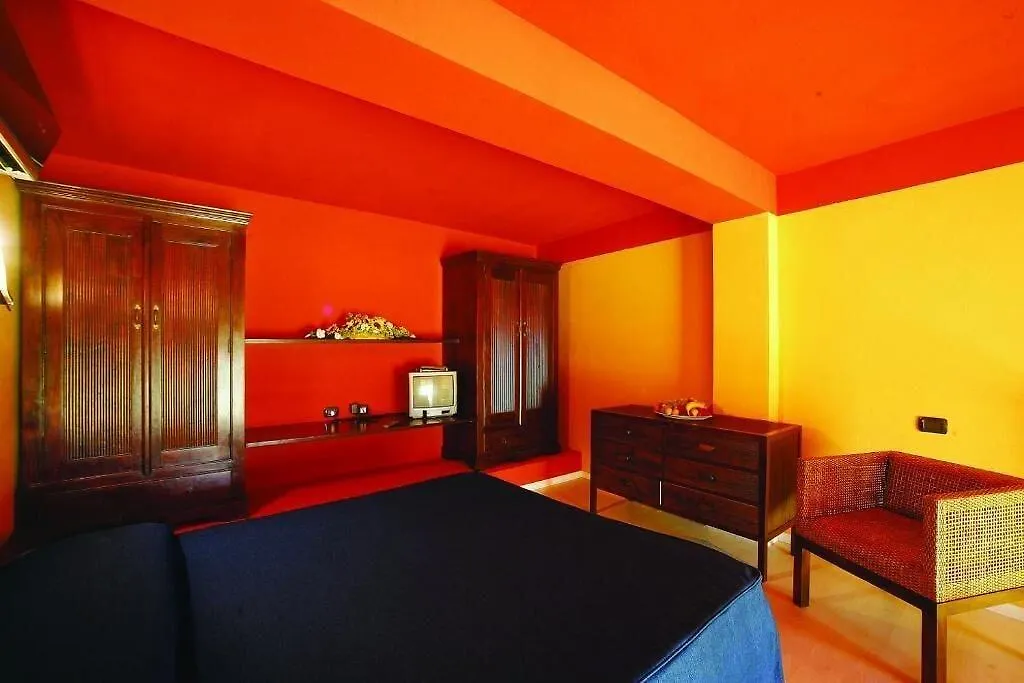 Regina Del Mare Family Beach Village Calambrone 3*,