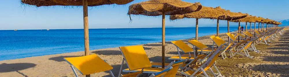 Regina Del Mare Family Beach Village Calambrone 3*,