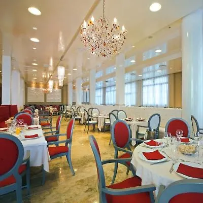 Regina Del Mare Family Beach Village Calambrone 3*,